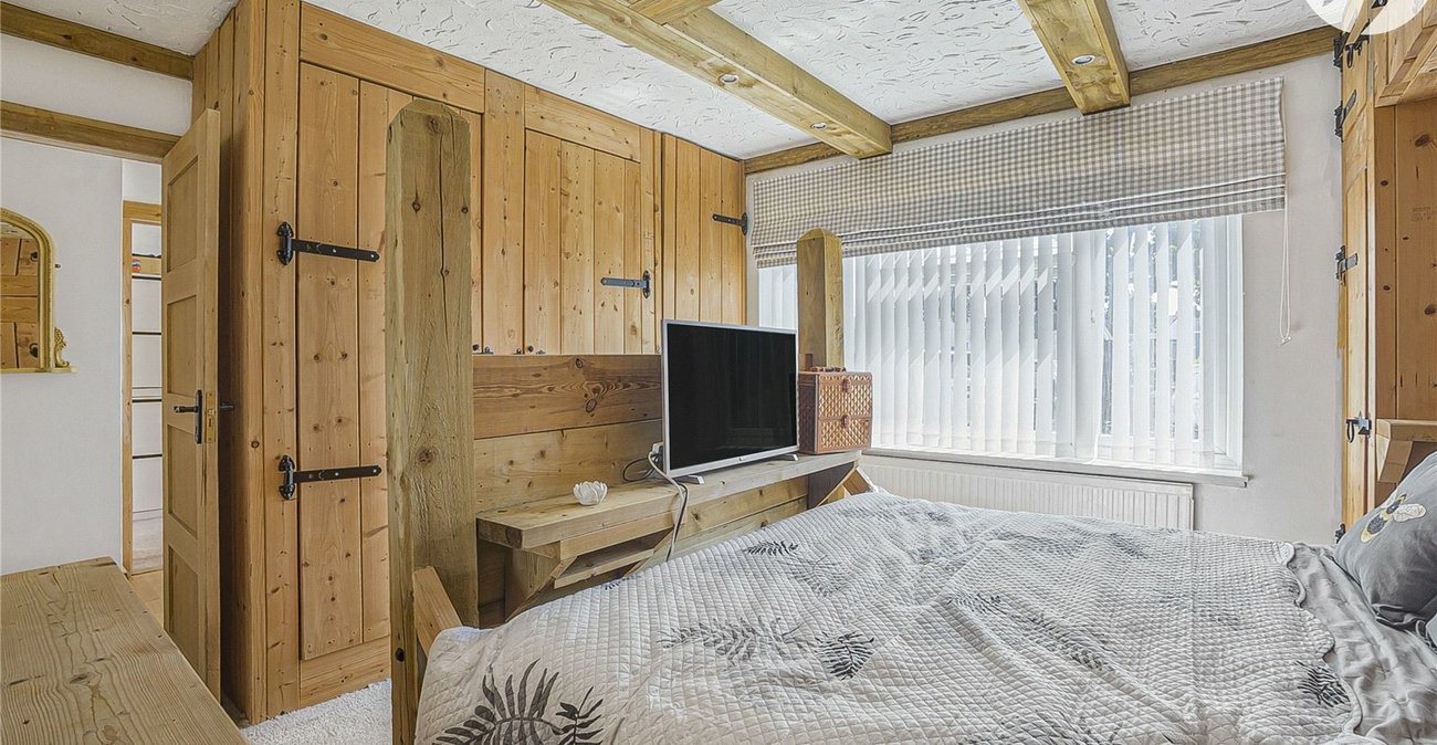 4 bedroom bungalow for sale in West Kingsdown | Robinson Jackson