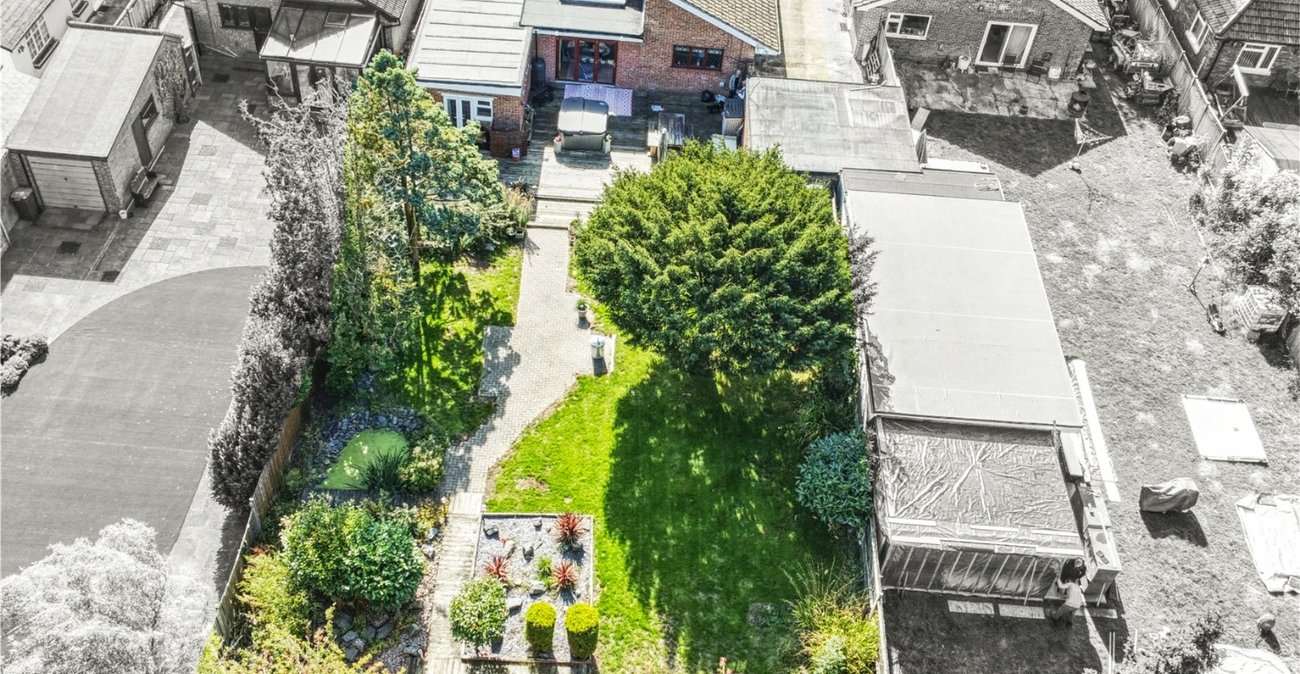 4 bedroom bungalow for sale in West Kingsdown | Robinson Jackson