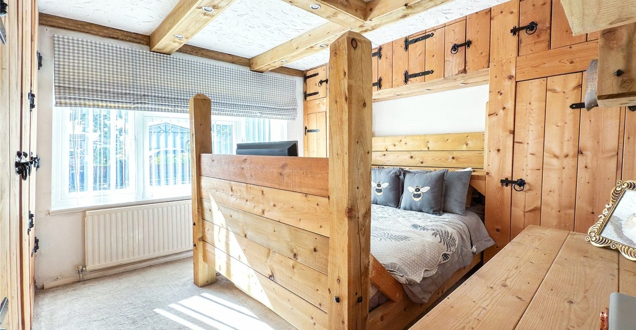 4 bedroom bungalow for sale in West Kingsdown | Robinson Jackson