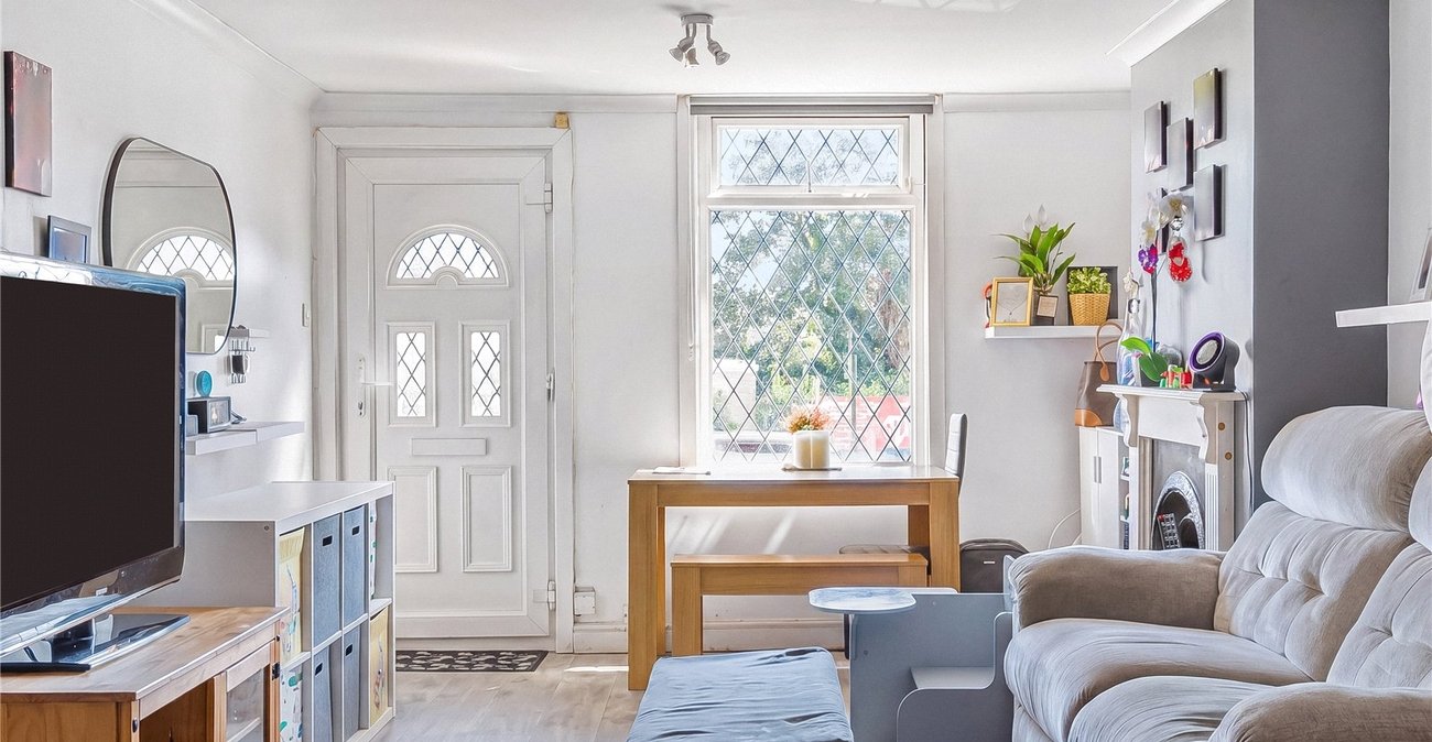 2 bedroom house for sale in Bexley | Robinson Jackson