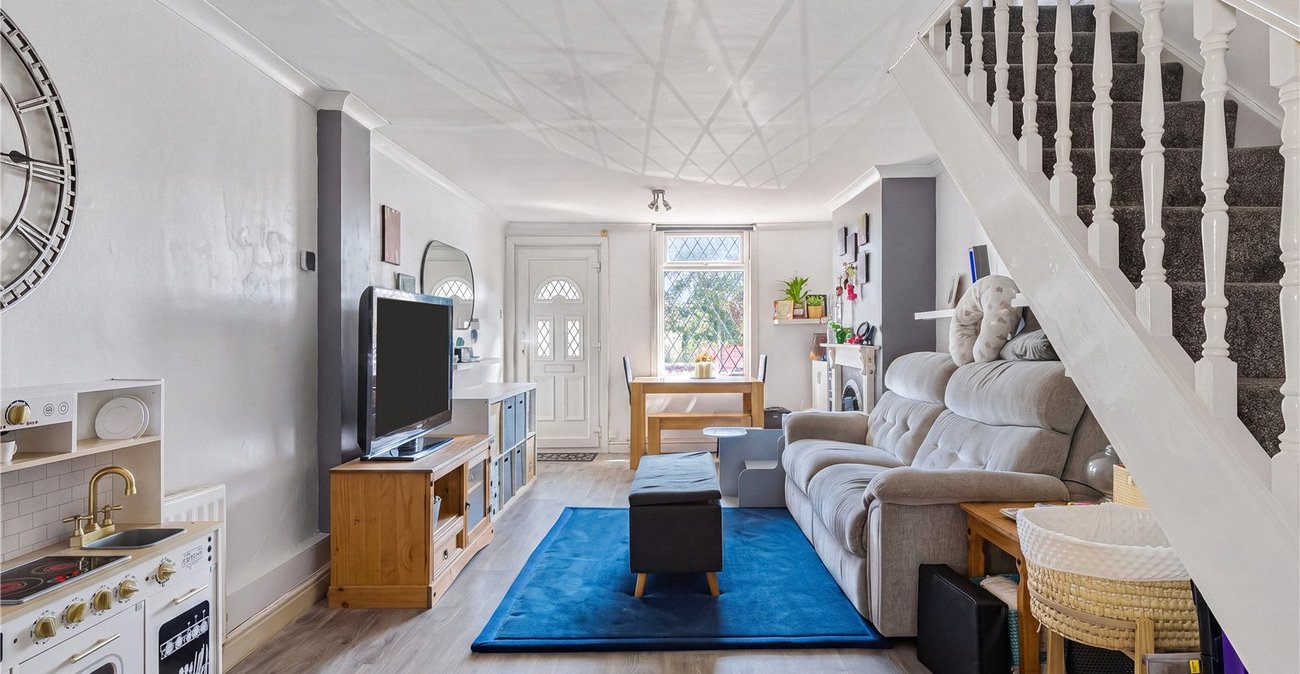 2 bedroom house for sale in Bexley | Robinson Jackson
