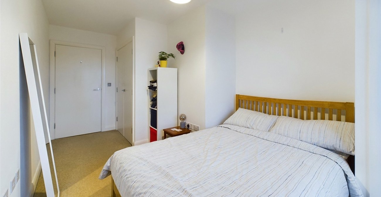 1 bedroom property for sale in London | Robinson Jackson