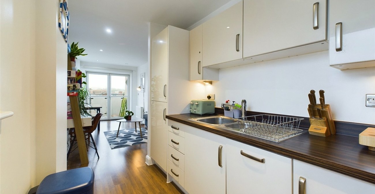 1 bedroom property for sale in London | Robinson Jackson