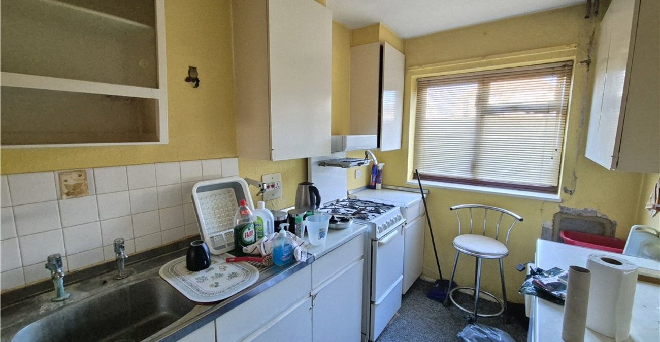 2 bedroom house for sale in Orpington | Robinson Jackson