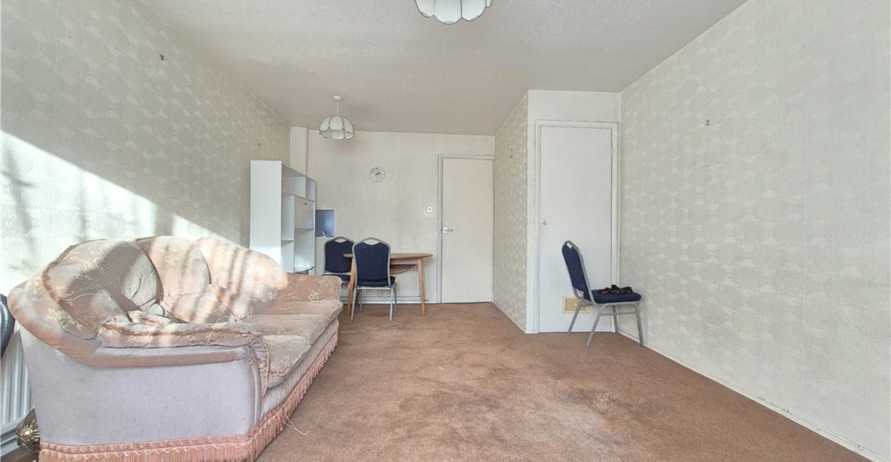 2 bedroom house for sale in Orpington | Robinson Jackson