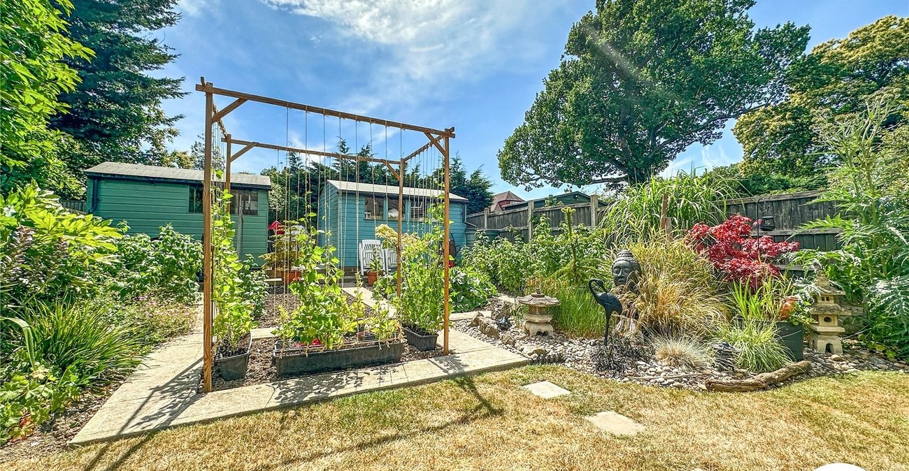 4 bedroom house for sale in Chatham | Robinson Michael & Jackson