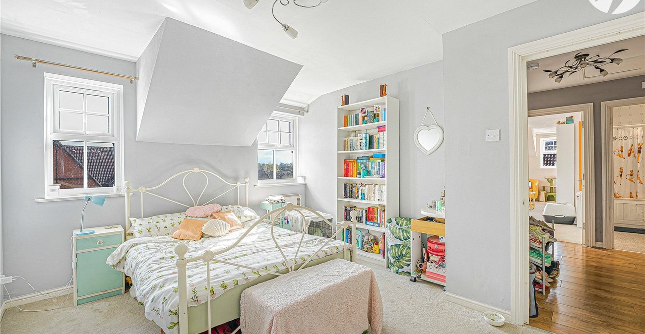 2 bedroom property for sale in Dartford | Robinson Jackson