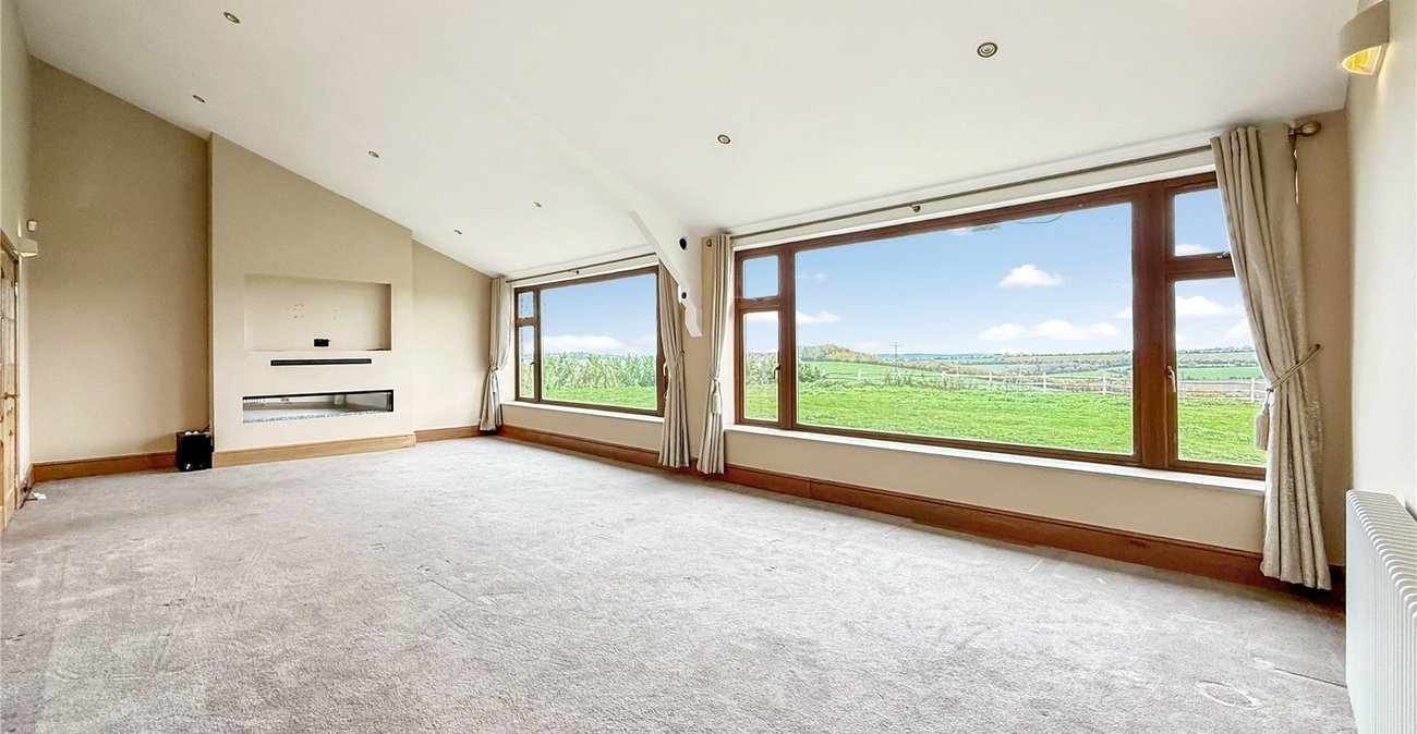 3 bedroom bungalow for sale in Eynsford | Robinson Jackson