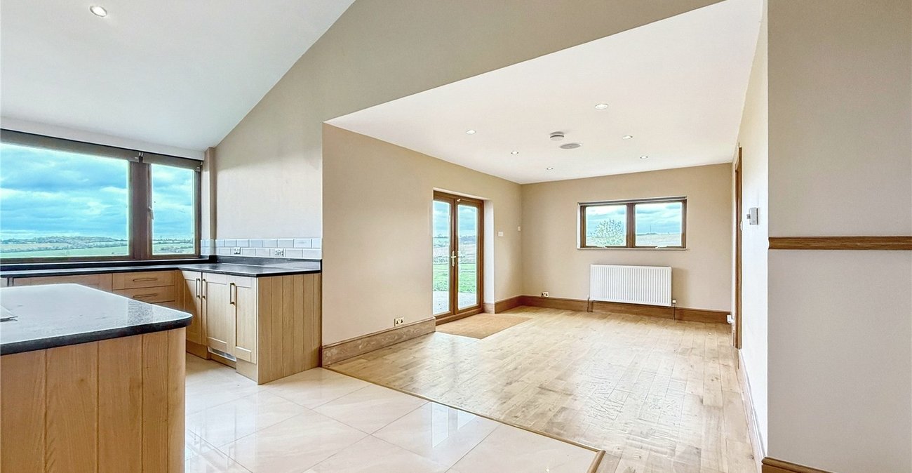 3 bedroom bungalow for sale in Eynsford | Robinson Jackson