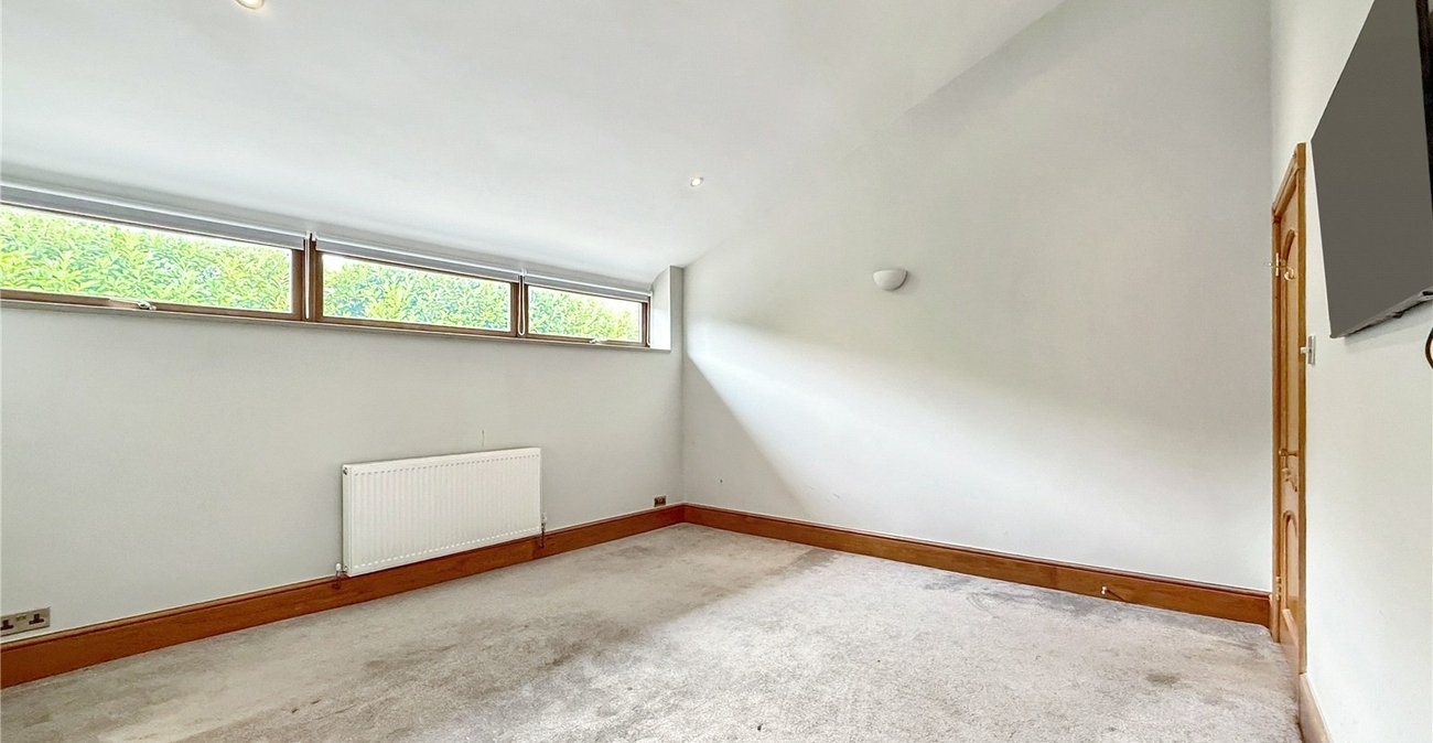 3 bedroom bungalow for sale in Eynsford | Robinson Jackson