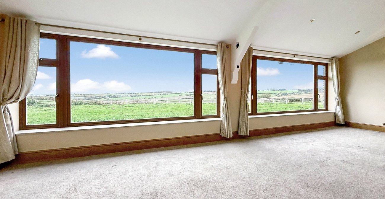 3 bedroom bungalow for sale in Eynsford | Robinson Jackson