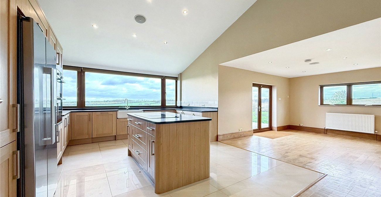 3 bedroom bungalow for sale in Eynsford | Robinson Jackson