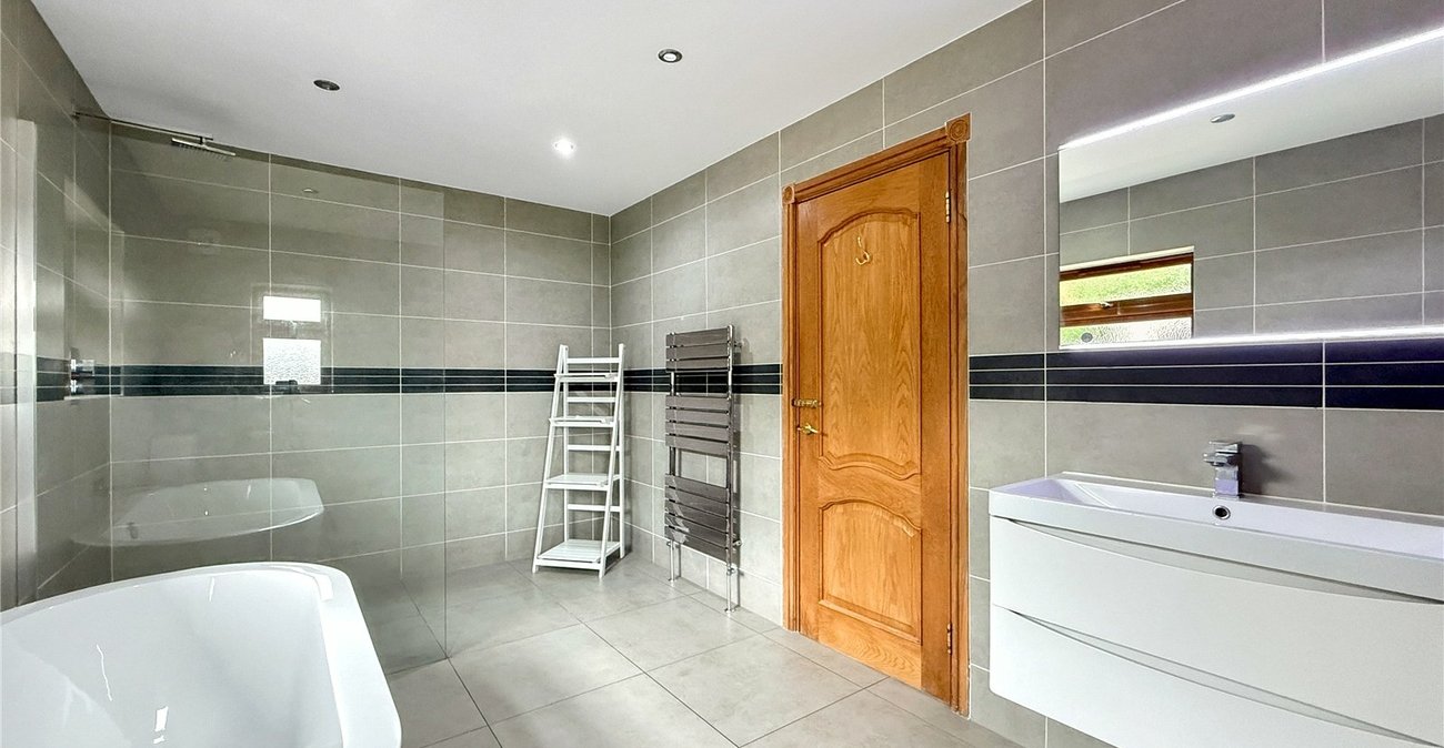 3 bedroom bungalow for sale in Eynsford | Robinson Jackson