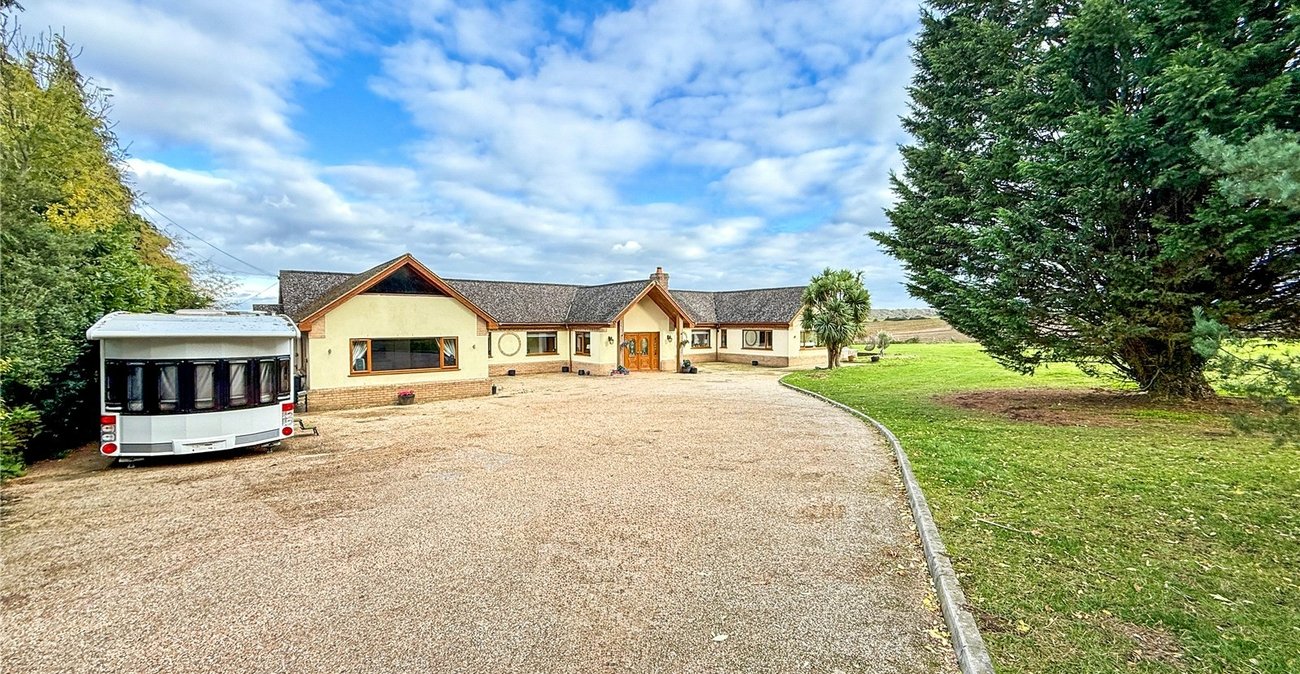 4 bedroom bungalow for sale in Eynsford | Robinson Jackson
