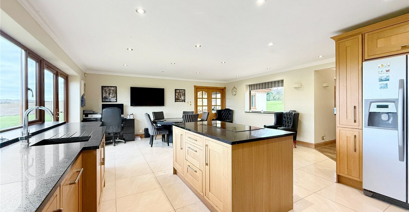 4 bedroom bungalow for sale in Eynsford | Robinson Jackson