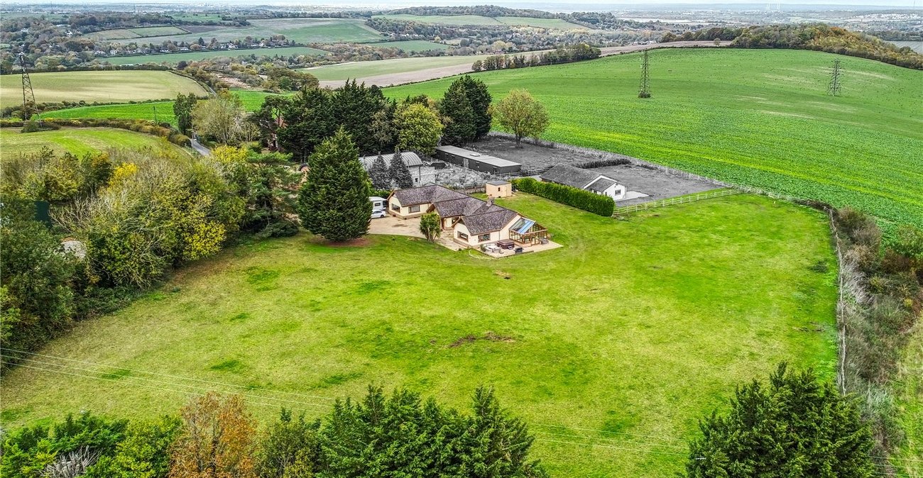 4 bedroom bungalow for sale in Eynsford | Robinson Jackson