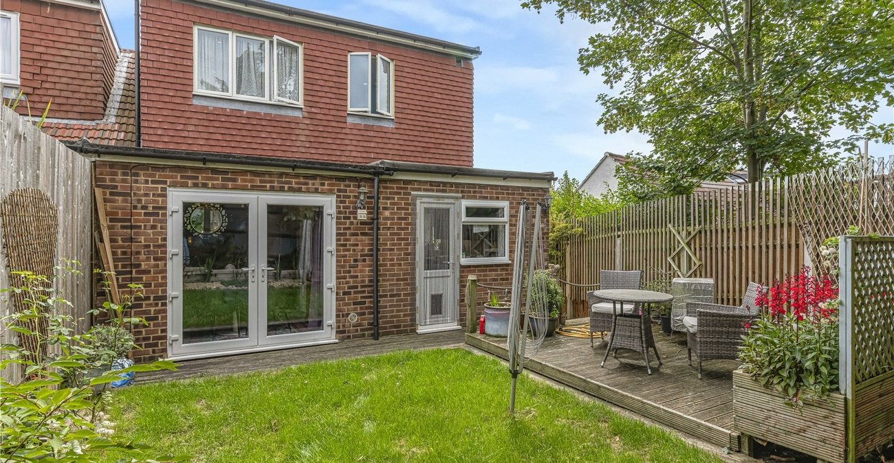 4 bedroom bungalow for sale in Hextable | Robinson Jackson