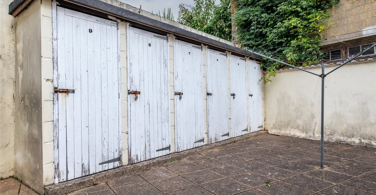 1 bedroom property for sale in Maidstone | Robinson Michael & Jackson