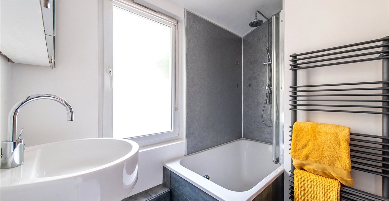 1 bedroom property for sale in Maidstone | Robinson Michael & Jackson