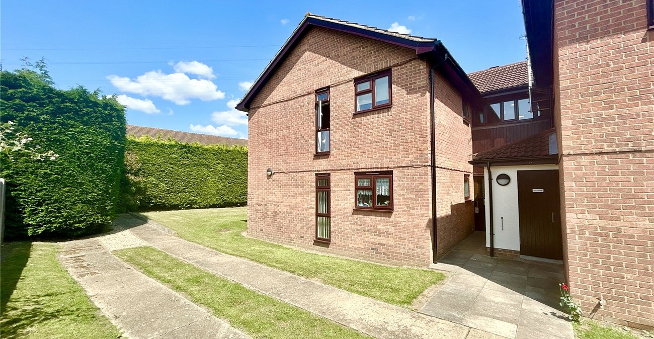 2 bedroom property for sale in Sidcup | Robinson Jackson