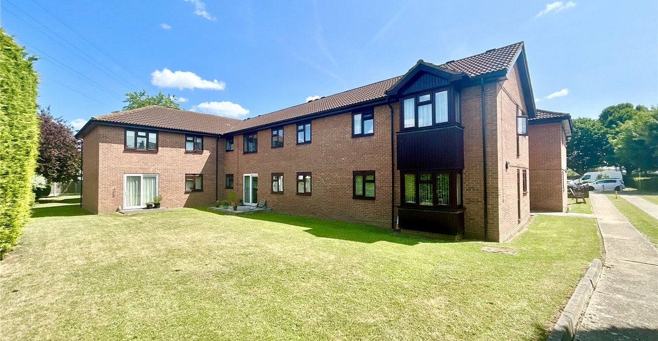2 bedroom property for sale in Sidcup | Robinson Jackson