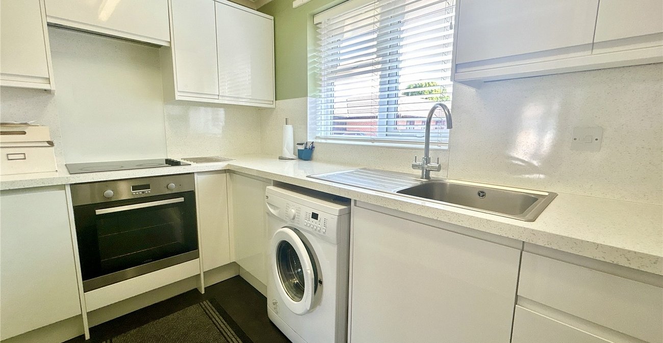 2 bedroom property for sale in Sidcup | Robinson Jackson