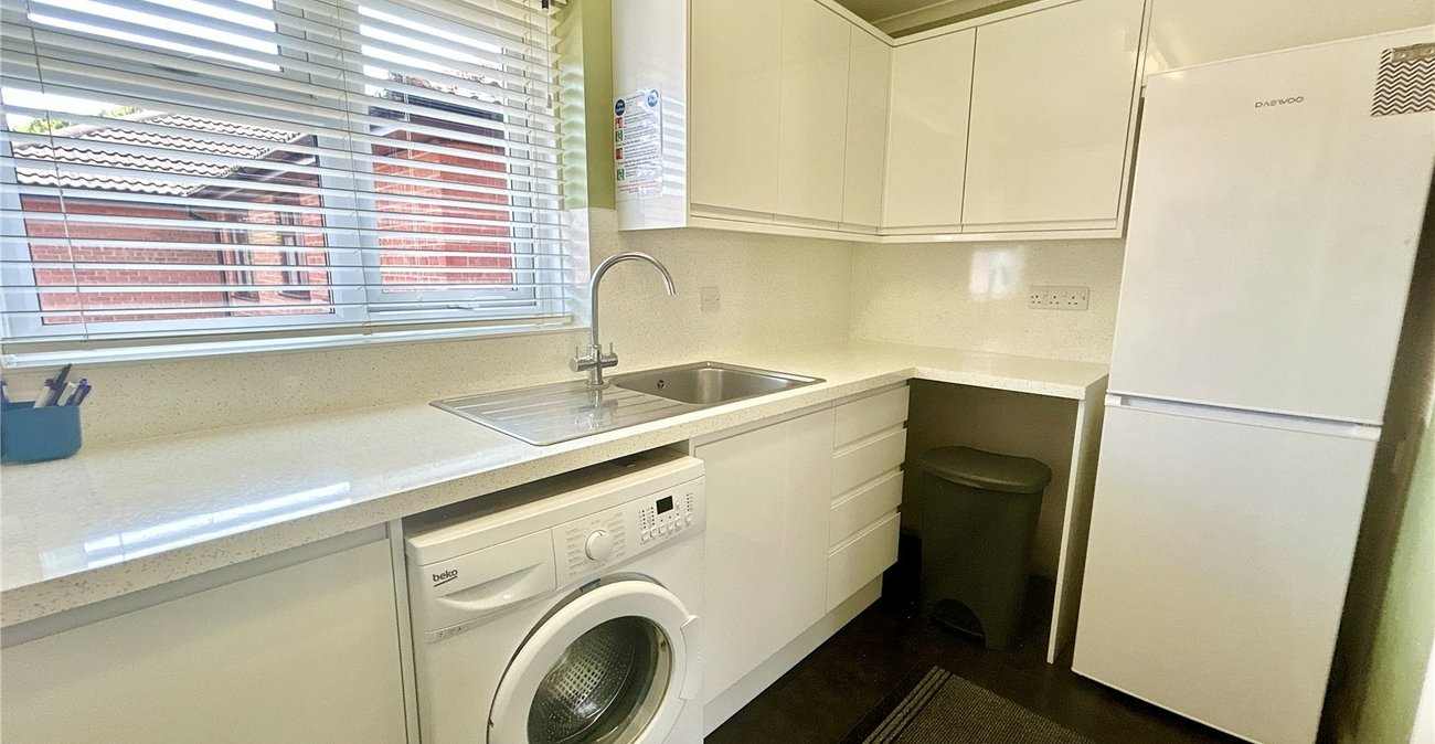 2 bedroom property for sale in Sidcup | Robinson Jackson