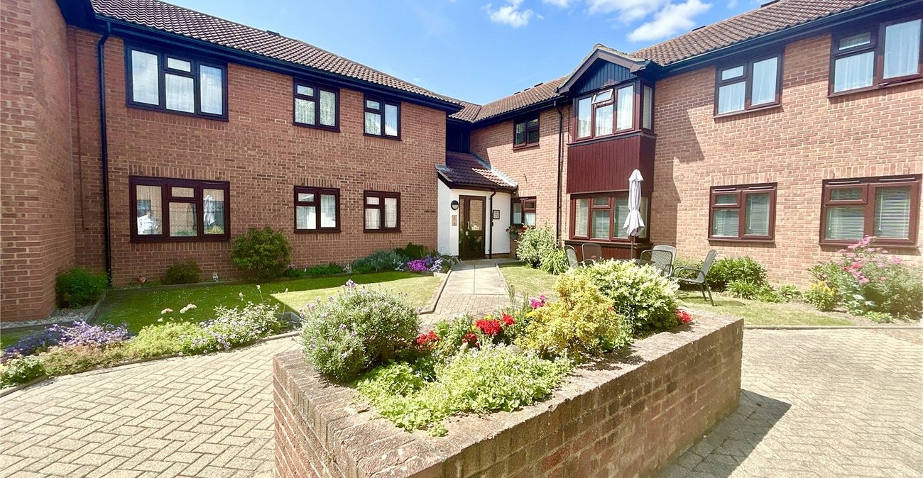2 bedroom property for sale in Sidcup | Robinson Jackson