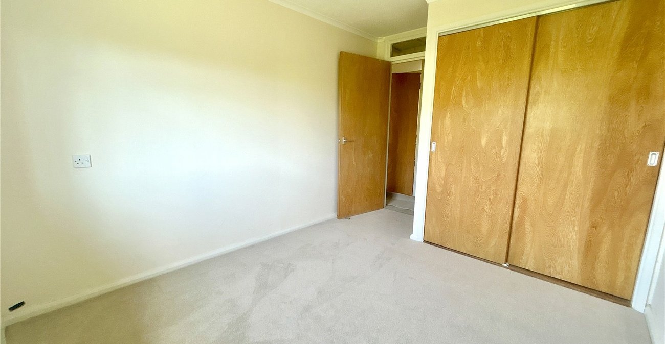 2 bedroom property for sale in Sidcup | Robinson Jackson