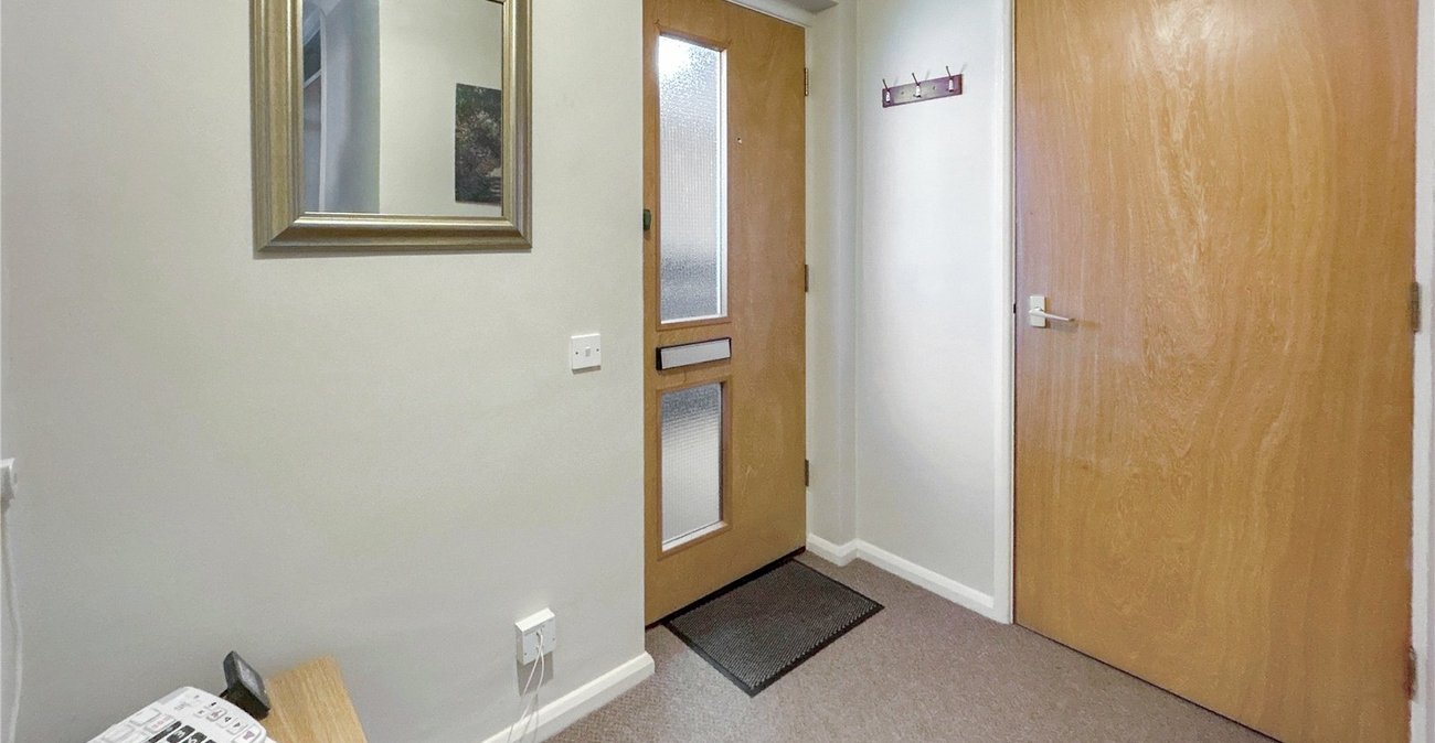 2 bedroom property for sale in Sidcup | Robinson Jackson