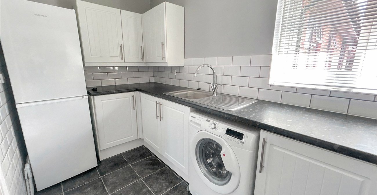 2 bedroom property for sale in Sidcup | Robinson Jackson
