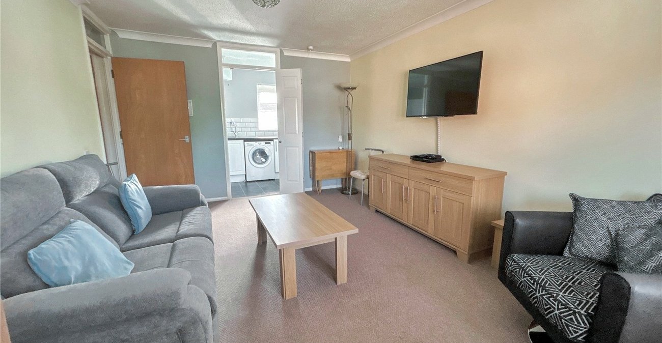 2 bedroom property for sale in Sidcup | Robinson Jackson