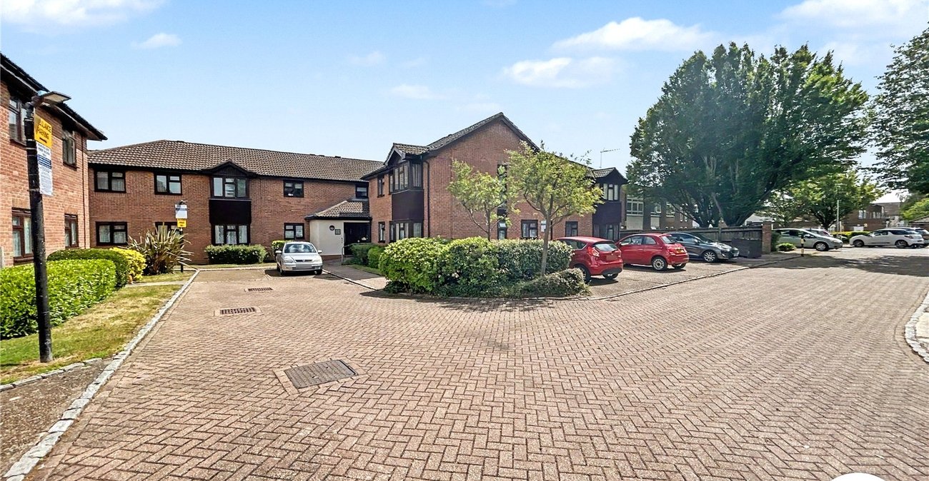 2 bedroom property for sale in Sidcup | Robinson Jackson