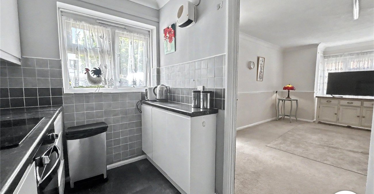 2 bedroom property for sale in Sidcup | Robinson Jackson