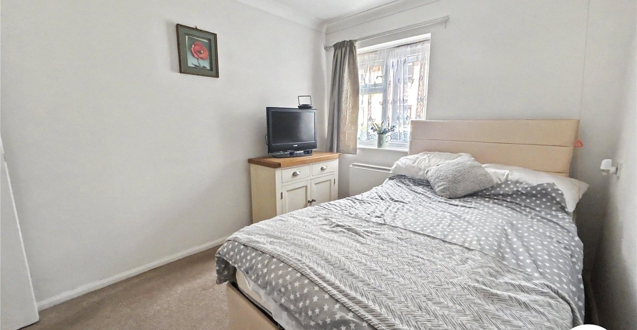 2 bedroom property for sale in Sidcup | Robinson Jackson