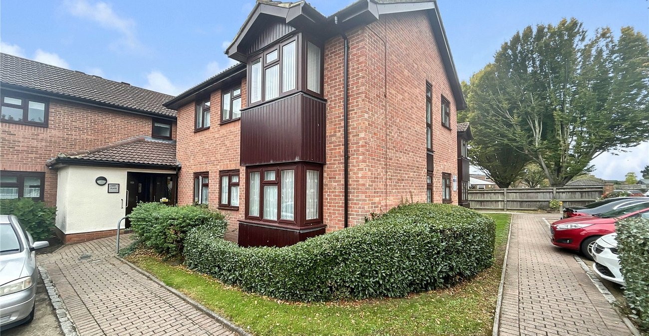 2 bedroom property for sale in Sidcup | Robinson Jackson