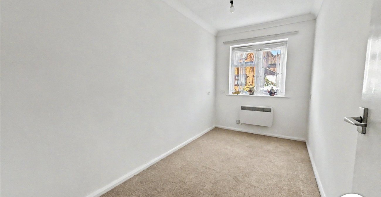 2 bedroom property for sale in Sidcup | Robinson Jackson