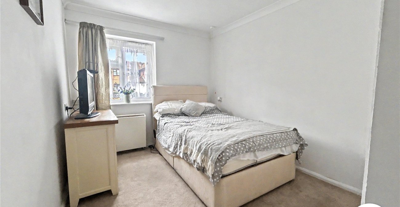 2 bedroom property for sale in Sidcup | Robinson Jackson