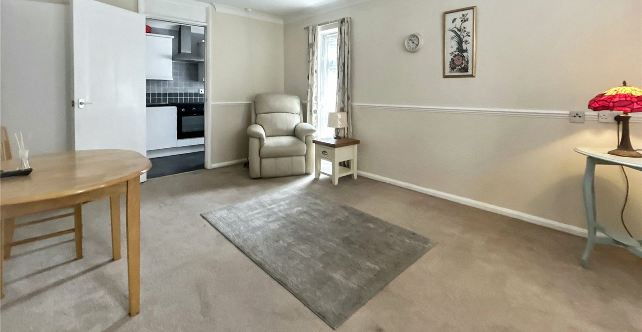 2 bedroom property for sale in Sidcup | Robinson Jackson