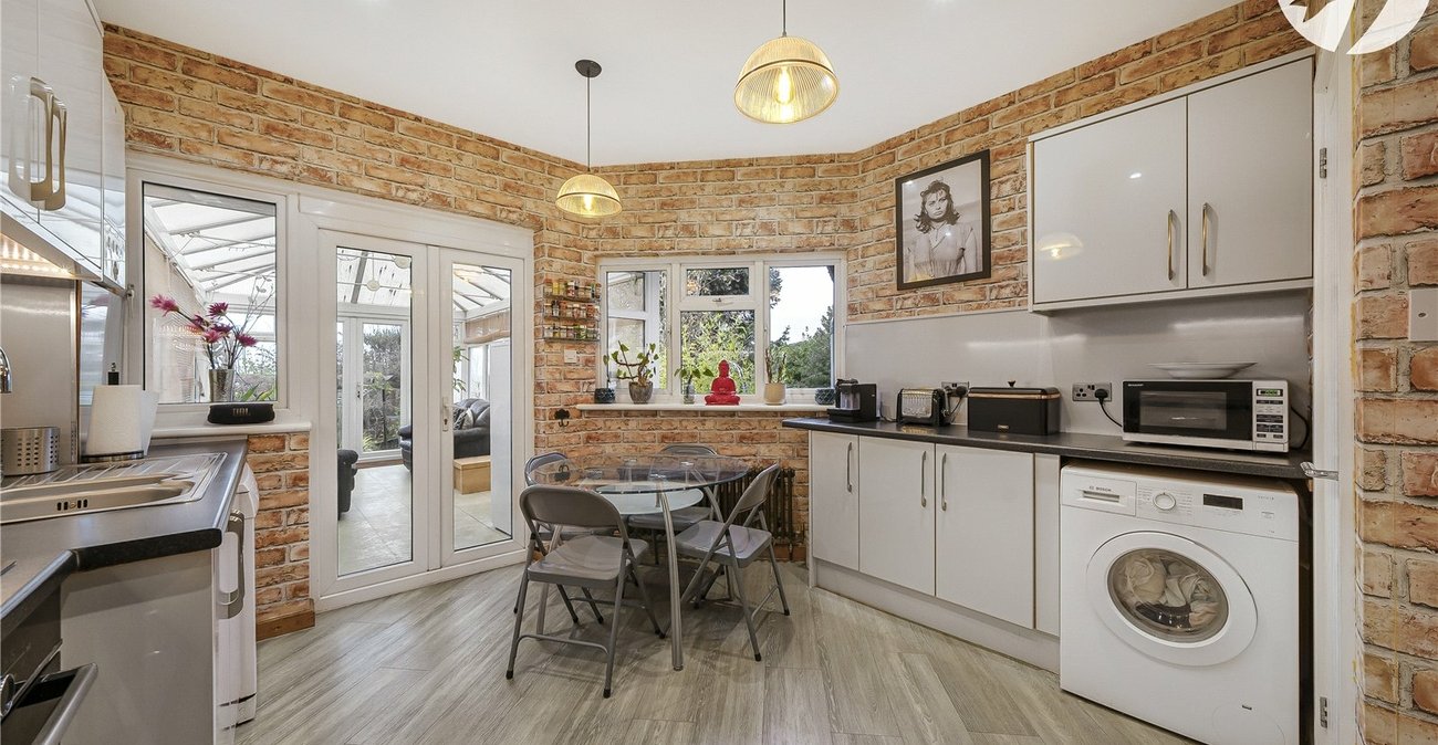 3 bedroom house for sale in West Dartford | Robinson Jackson