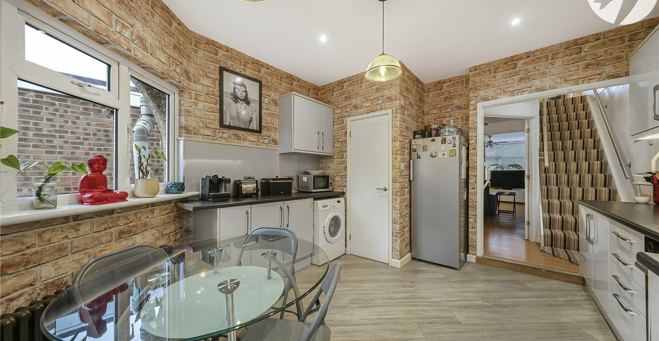 3 bedroom house for sale in West Dartford | Robinson Jackson