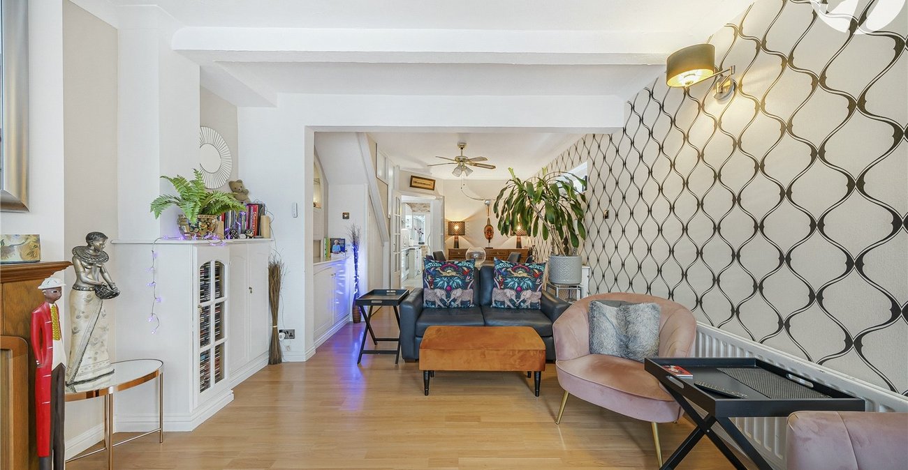 3 bedroom house for sale in West Dartford | Robinson Jackson