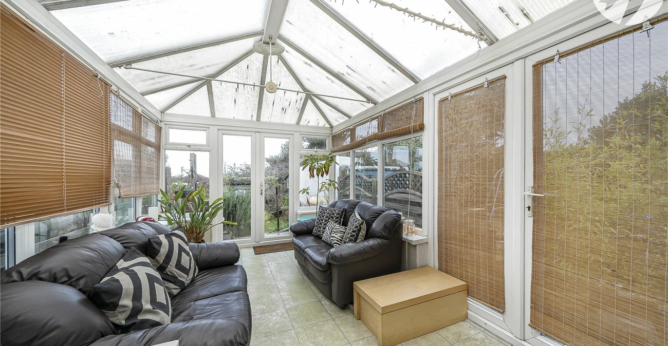 3 bedroom house for sale in West Dartford | Robinson Jackson