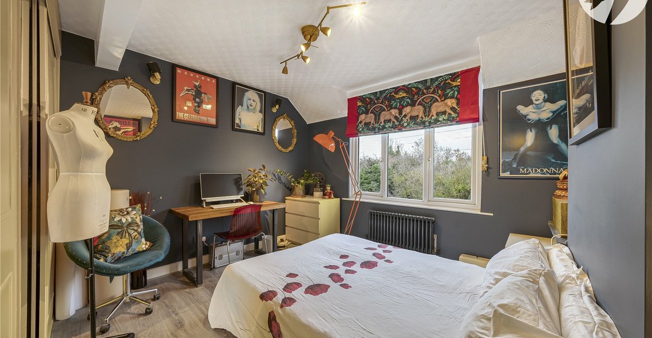 3 bedroom house for sale in West Dartford | Robinson Jackson