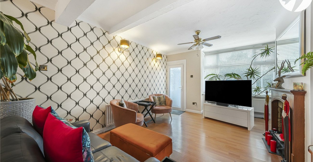 3 bedroom house for sale in West Dartford | Robinson Jackson