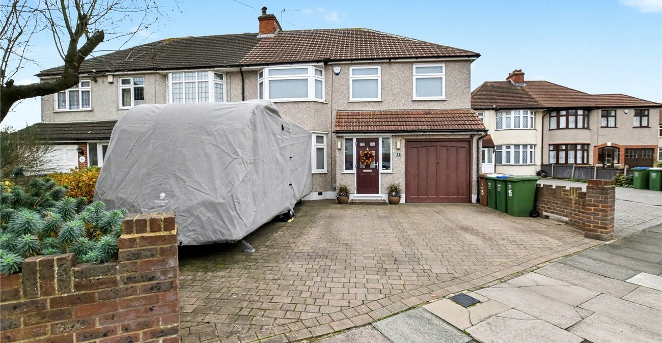 4 bedroom house for sale in Bexleyheath | Robinson Jackson