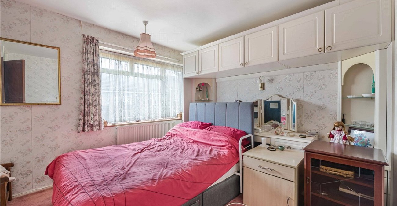 3 bedroom house for sale in Orpington | Robinson Jackson