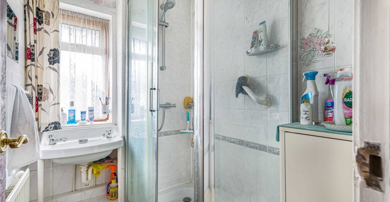 3 bedroom house for sale in Orpington | Robinson Jackson