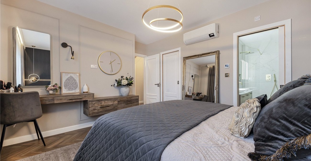 4 bedroom property for sale in Dartford | Robinson Jackson