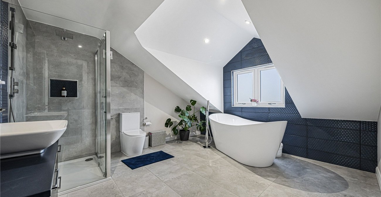 4 bedroom property for sale in Dartford | Robinson Jackson